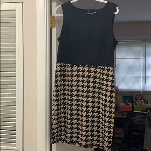 Women’s office attire